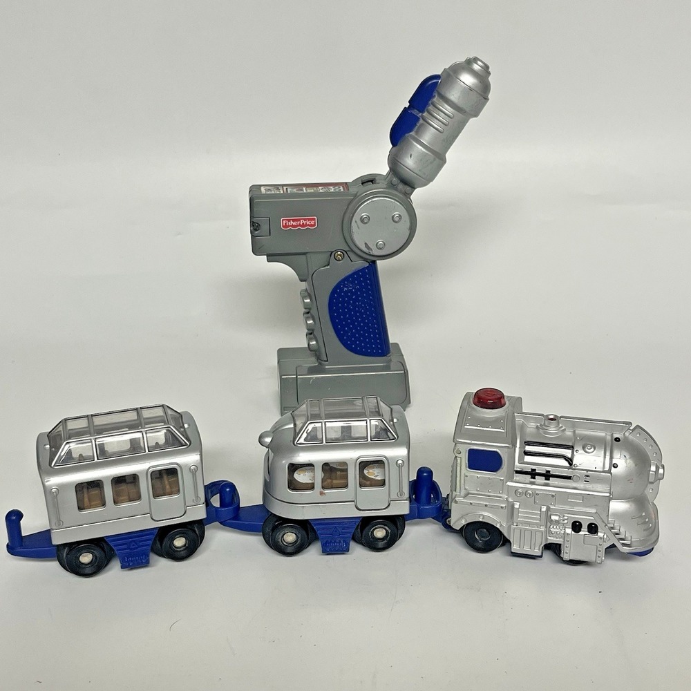 Fisher Price GeoTrax Silver Bullet Highland Scenic Lines Remote & Train UNTESTED